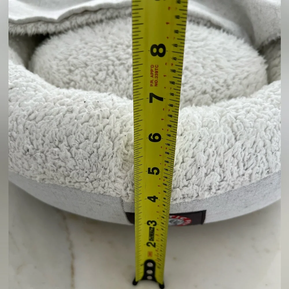MAJESTIC CAT BEIGE IVORY PITA BED